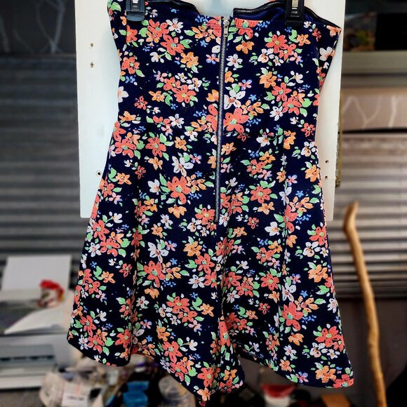 Strapless Summer Floral Short Romper - Picture 3 of 4